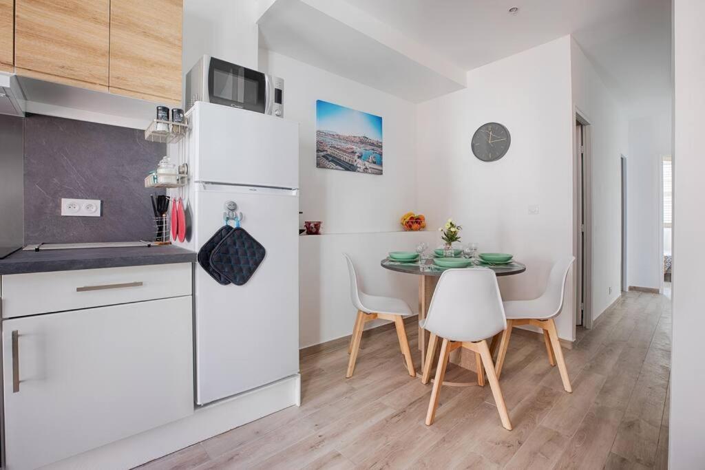 Joli T3 Avec Balcon - Gare St-Charles A 50 M Appartement Marseilles Buitenkant foto