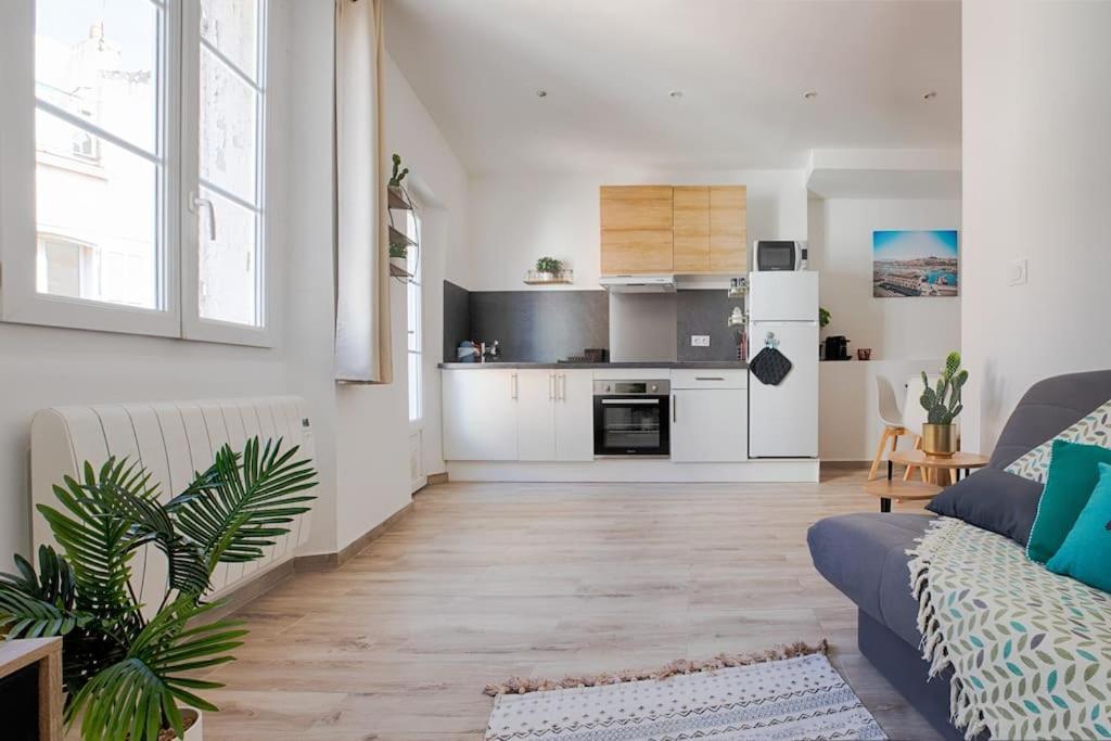 Joli T3 Avec Balcon - Gare St-Charles A 50 M Appartement Marseilles Buitenkant foto